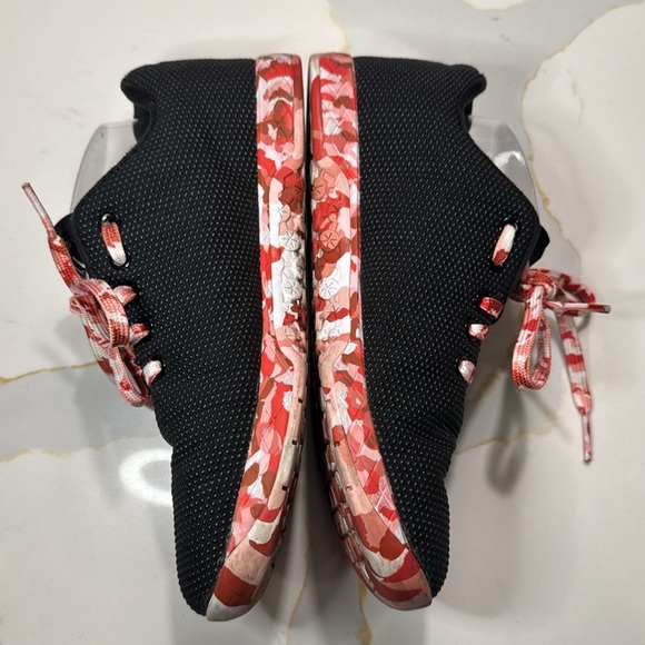 NOBULL Black Shoes with Patterned Red Laces - Picture 3 of 7